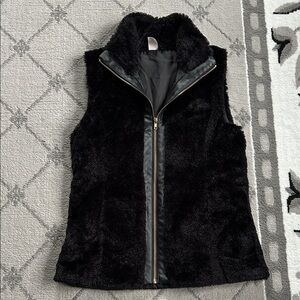 Elegant Black Faux Fur Vest